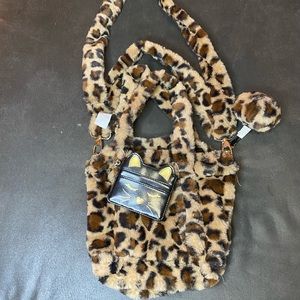 Kids cheetah purse